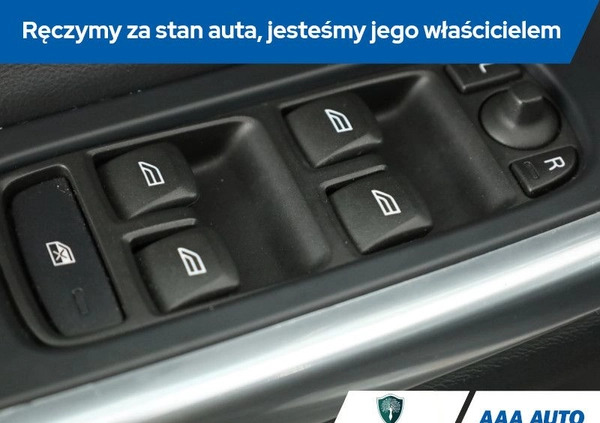 Volvo V60 cena 51000 przebieg: 223944, rok produkcji 2015 z Zalewo małe 232